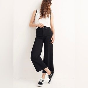 MADEWELL- Wide-Leg Crop Jeans in Black Frost High Rise - FIT LIKE 28